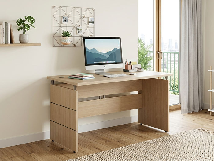 Bàn làm việc gỗ tại nhà