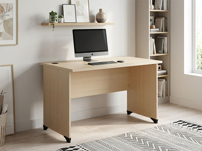 Bàn làm việc gỗ tại nhà