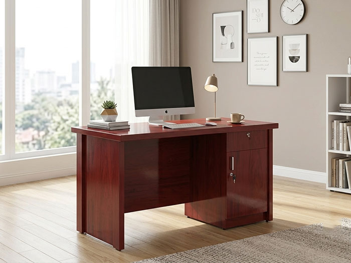 Bàn làm việc gỗ tại nhà