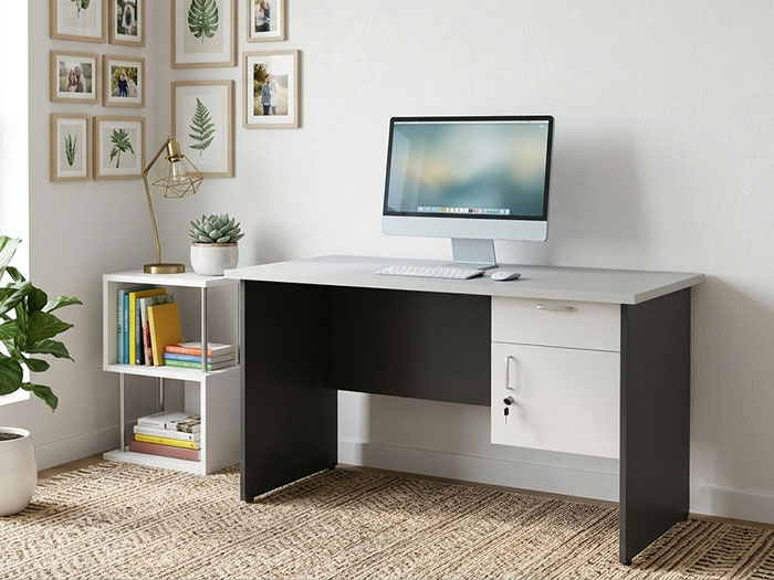 Bàn làm việc gỗ tại nhà