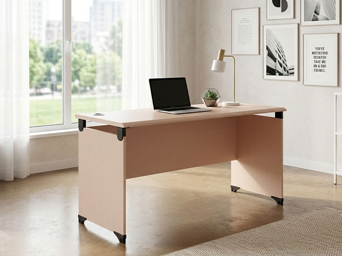 Bàn làm việc gỗ tại nhà